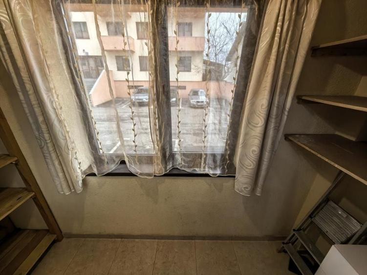 Apartament cu 3 camere decomandat, mobilat în Lunca Cetățuii