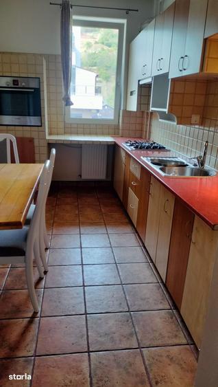 Apartament cu 2 camere decomandat în Gruia