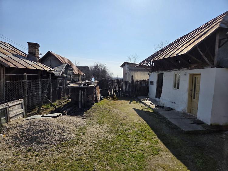 Casă cu 2 camere în Moara Mocanului
