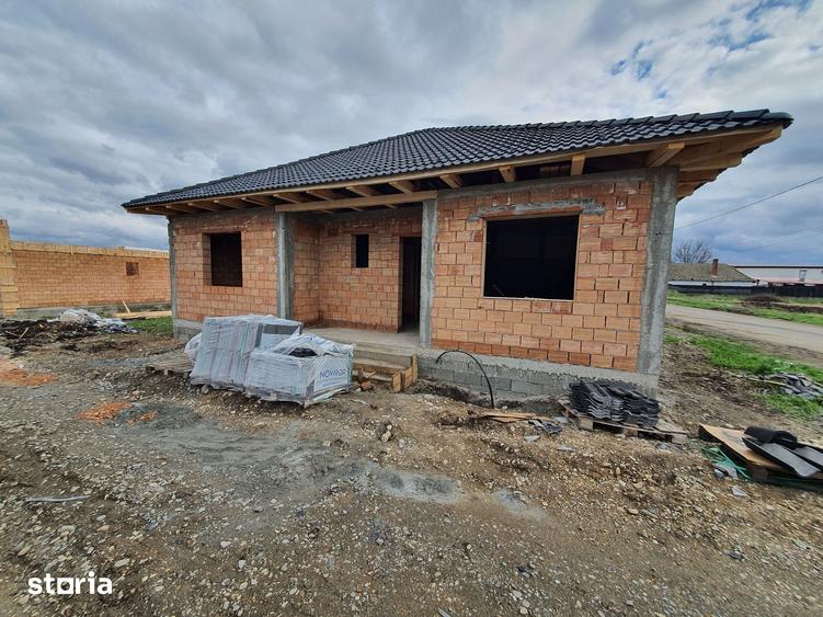 Casa la cheie pe 1 nivel 4 camere 2 bai,145 mp,500 mp teren - 5