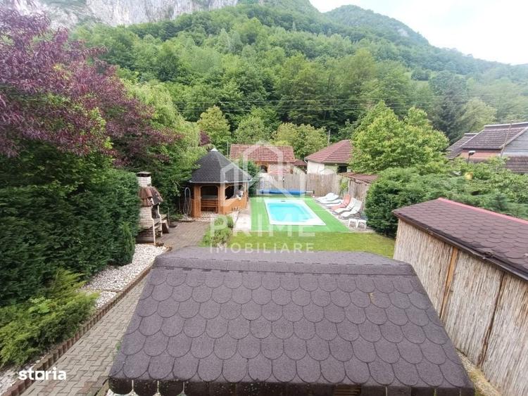 Casă cu 4 camere cu Teren 582 Mp în Sălciua
