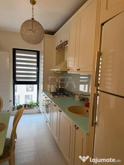Apartament cu 3 camere decomandat în Lujerului