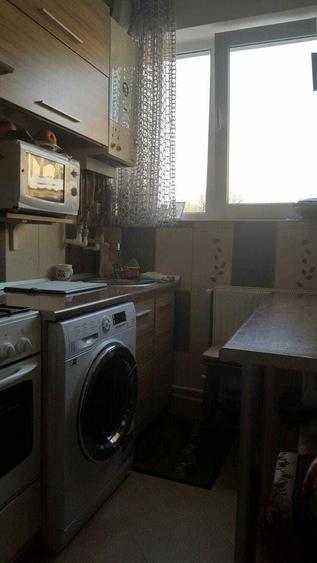 Apartament cu 2 camere semidecomandat în Basarabia