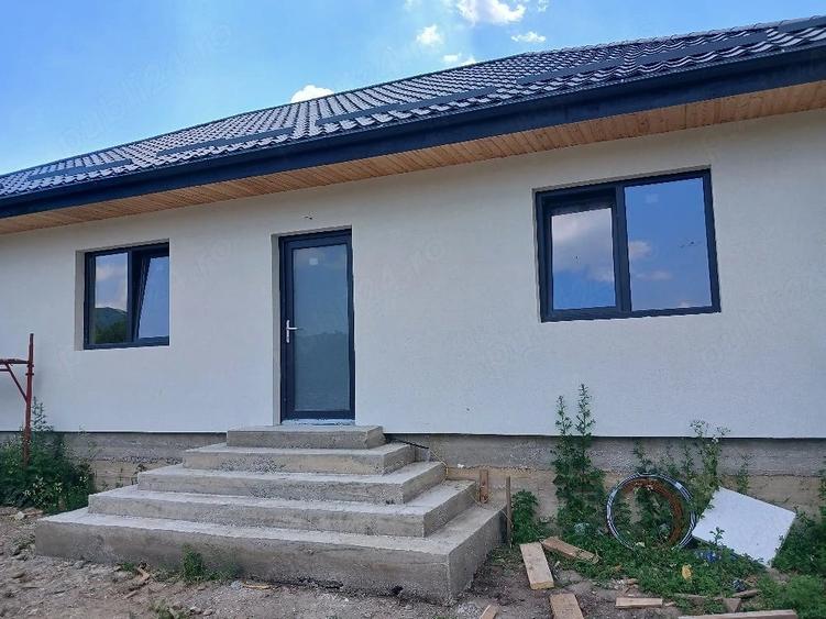 Casă cu Teren 850 Mp în Vad