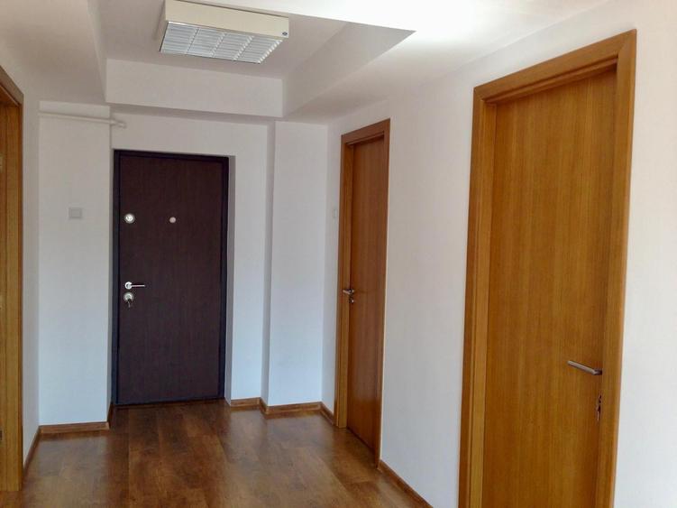 Birou, de 62 mp, în Centrul Civic