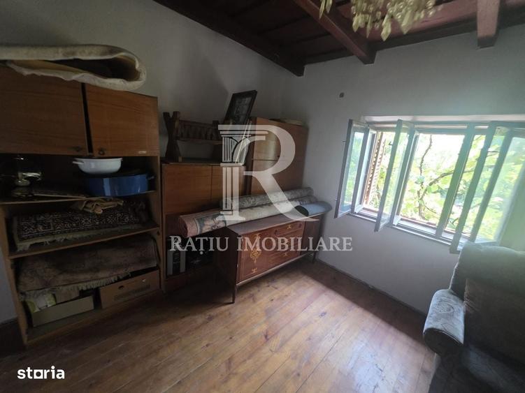 Casă cu 2 camere în Rontău