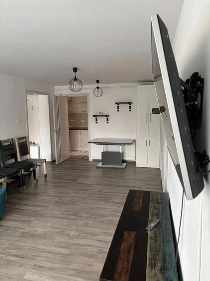 Apartament de vanzare cu 3 camere - 9