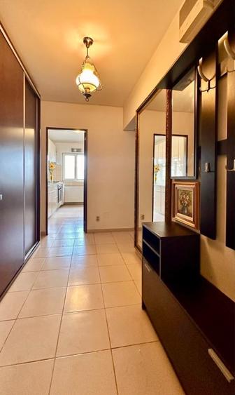 Apartament cu 2 camere decomandat în Tineretului