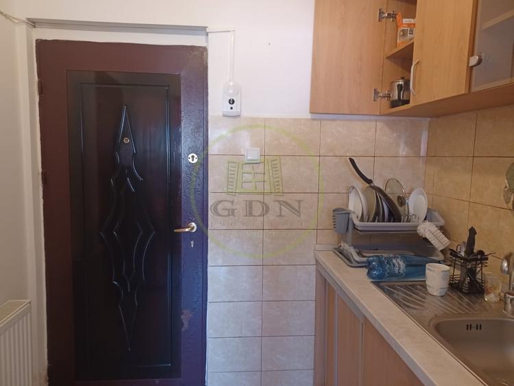 Garsonieră decomandată, mobilată în Central