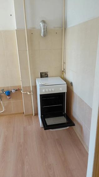 Apartament cu 2 camere semidecomandat în Ultracentral