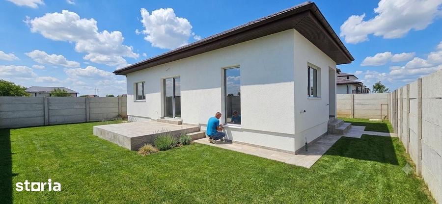 Casă cu 4 camere cu Teren 400 Mp în Clinceni