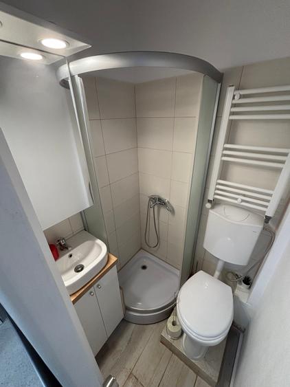 Garsonieră semidecomandată în P-ța Unirii