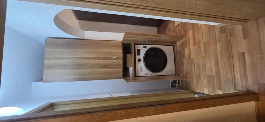 Apartament cu 3 camere semidecomandat, mobilat în Aradului