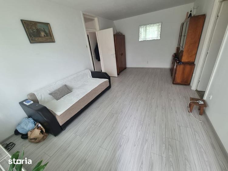 Apartament 4 camere,2 bai,balcon,81 mp,Deva-zona Gojdu - 1