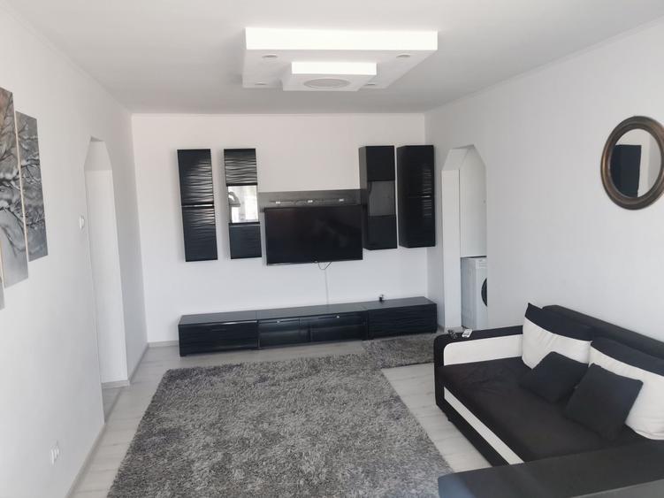 Apartament cu 2 camere semidecomandat în Nicolae Bălcescu
