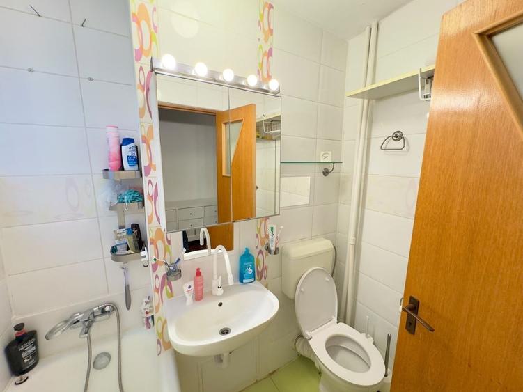 Garsonieră decomandată, mobilată în Lujerului