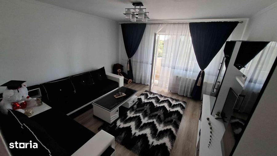 Apartament cu 3 camere în Mărăcineni