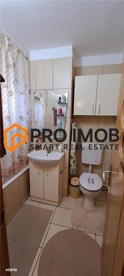 Apartament cu 2 camere semidecomandat în Micro 5