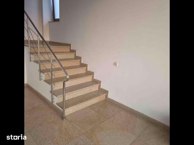 Spațiu comercial, de 55 mp, în Stadion