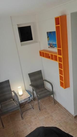 Apartament cu 3 camere semidecomandat în Titan