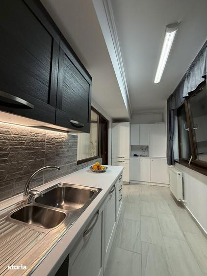 Apartament cu 3 camere în Negru Vodă