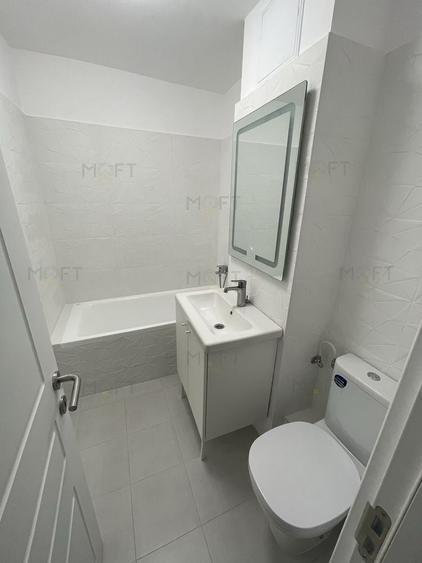 Apartament cu 2 camere decomandat, mobilat în Victoriei