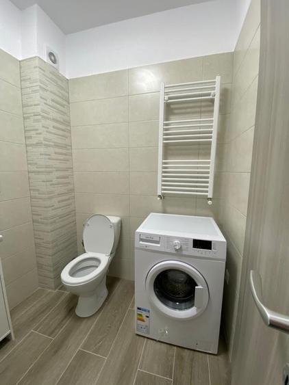 Apartament cu 2 camere decomandat în Valea Ialomiței
