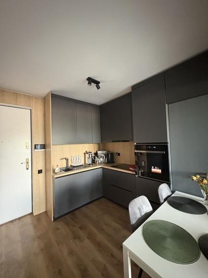 Apartament cu 2 camere semidecomandat în Exterior Vest