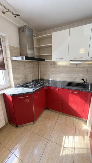 Apartament cu 3 camere decomandat, mobilat în Tudor Vladimirescu