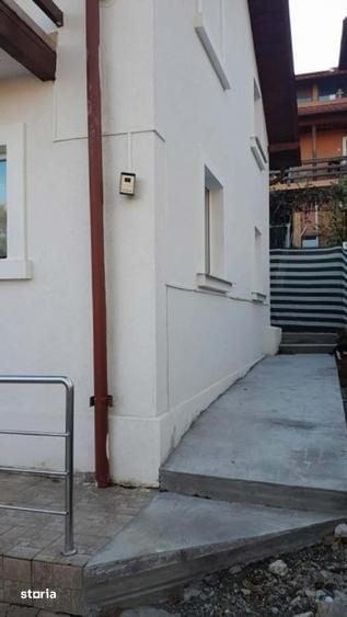 Casă cu 6 camere decomandat cu Teren 196 Mp în Copou