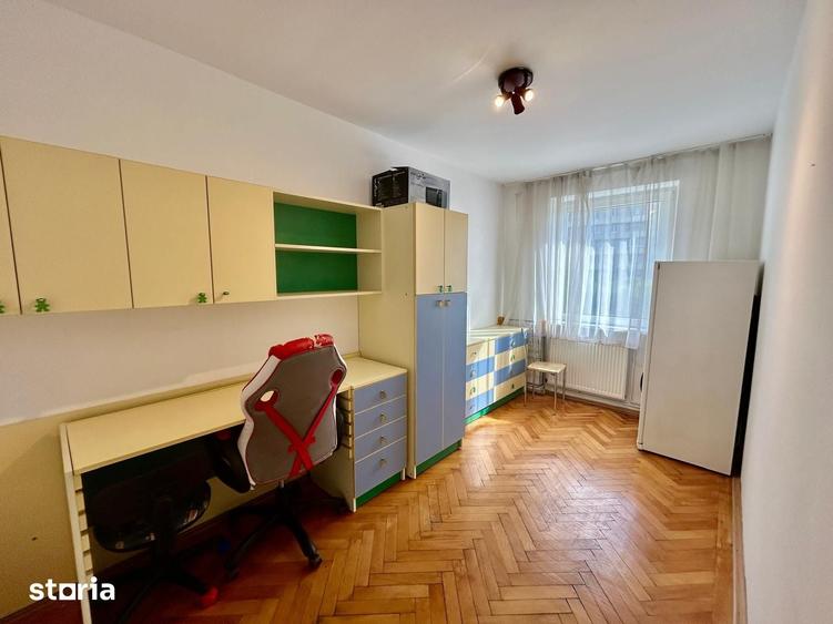 Apartament cu 3 camere în Central