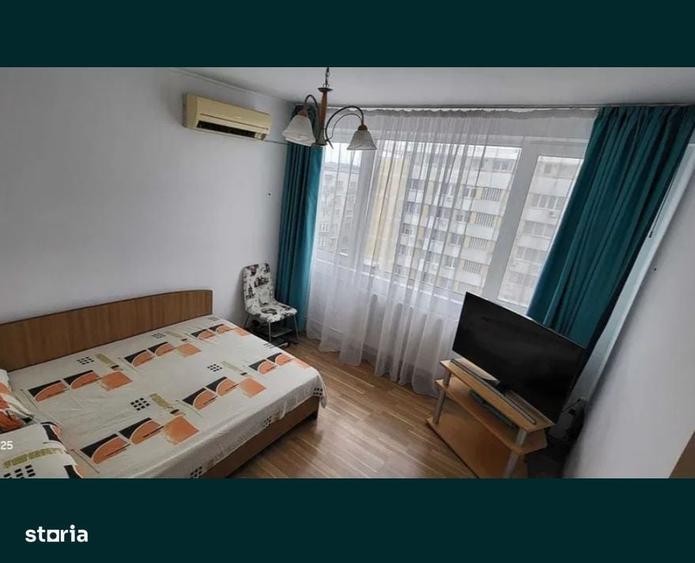 Apartament cu 3 camere semidecomandat în Iancului