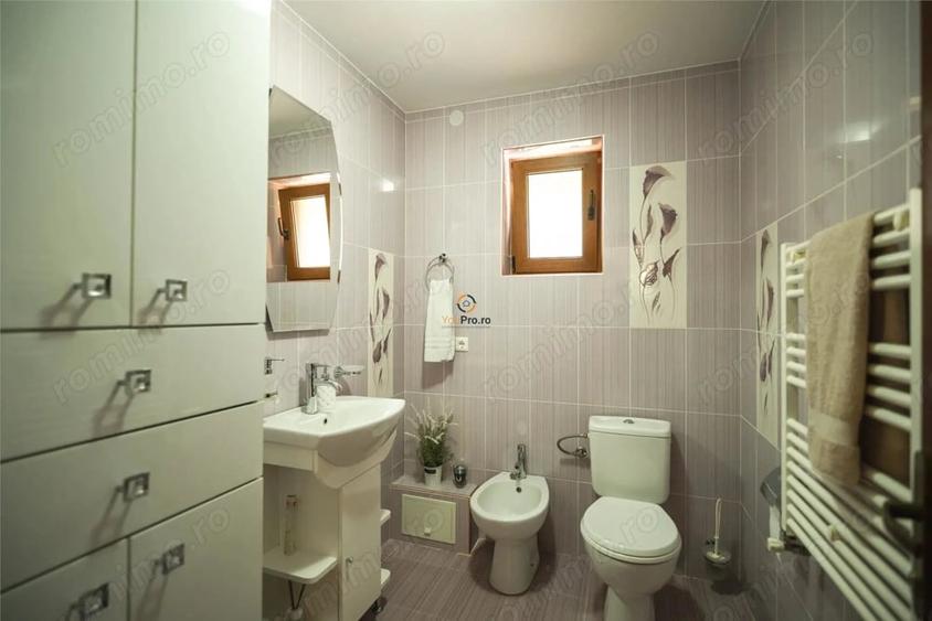 Casă cu Teren 1500 Mp în Vulcan