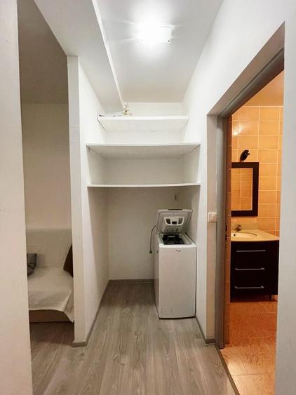 Apartament cu 3 camere semidecomandat în Șelimbăr