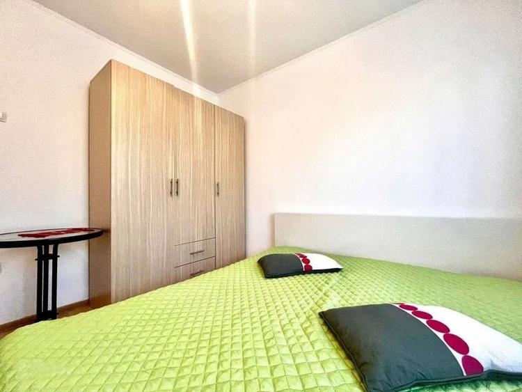 Apartament cu 3 camere decomandat, mobilat în Dristor