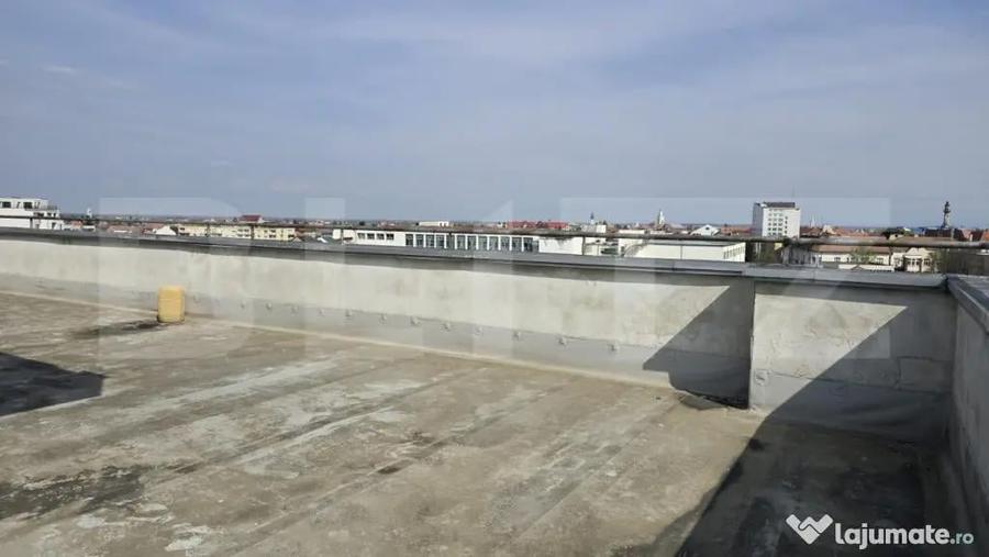 Garsonieră decomandată în Central