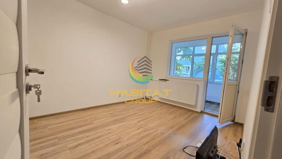 Apartament cu 2 camere decomandat în Apărătorii Patriei
