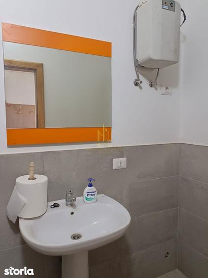 Spațiu comercial, de 600 mp, în Dumbrăveni