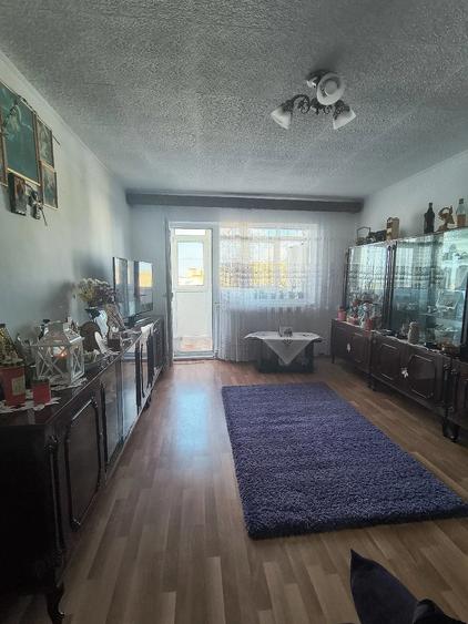 Apartament cu 4 camere decomandat în Unirii Nord