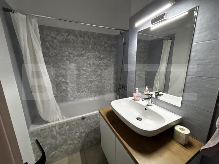Apartament cu 2 camere semidecomandat, mobilat în Exterior Nord