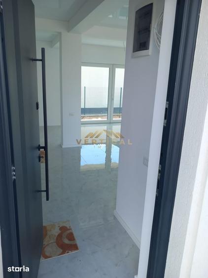 Apartament cu 3 camere în Berceni