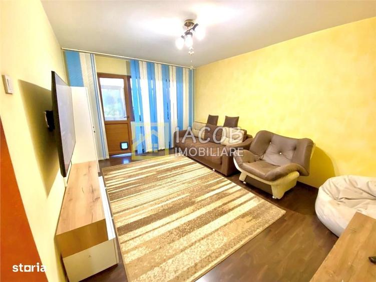 Apartament cu 3 camere decomandat în Alecu Russo