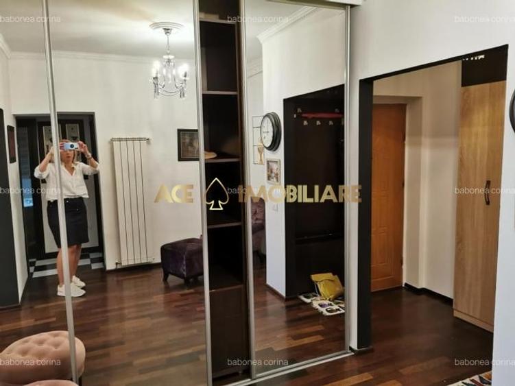 Apartament cu 2 camere decomandat, mobilat în Victoriei
