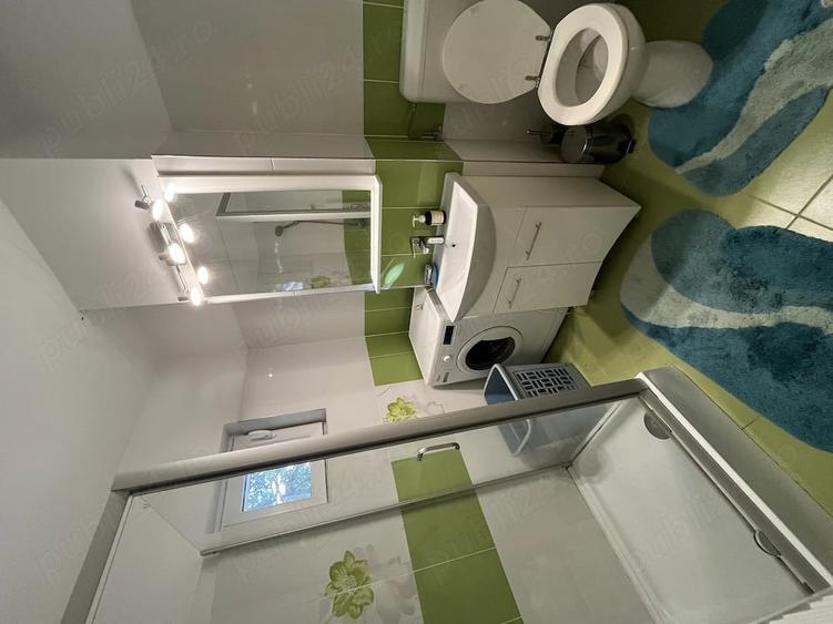 Apartament cu 3 camere decomandat în Lipovei