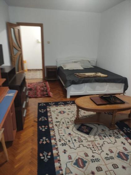 Apartament cu 2 camere decomandat în Popoveni