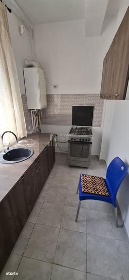 Garsonieră decomandată, mobilată în Metalurgiei