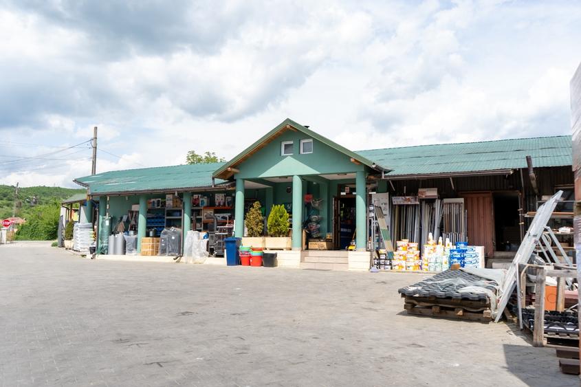 Spațiu comercial, de 656 mp, în Călimănești