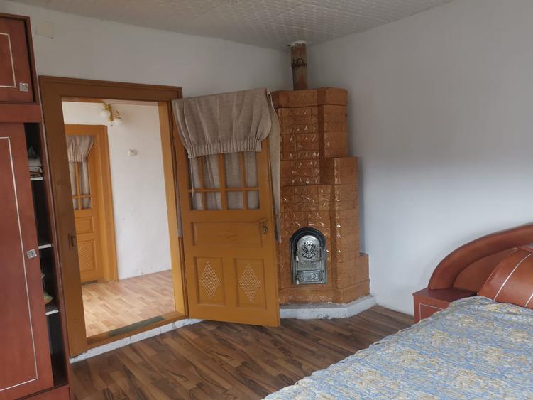 Casă individuală cu 3 camere cu Teren 1200 Mp în Aninoasa
