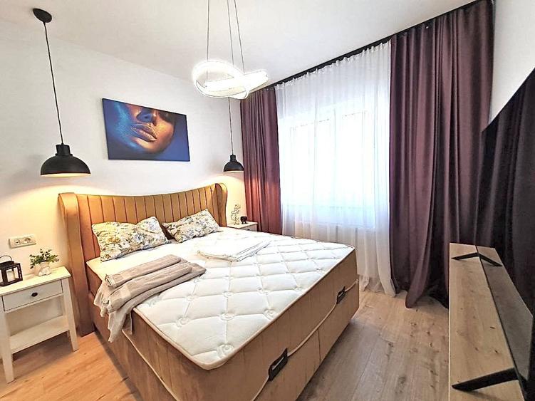 Apartament cu 3 camere în Tractorul