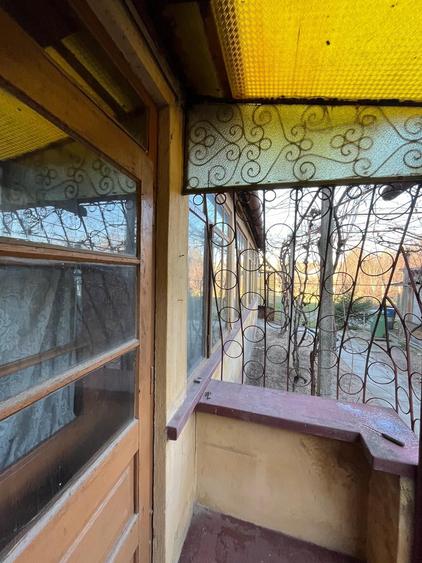 Casă individuală cu 5 camere cu Canalizare în Central